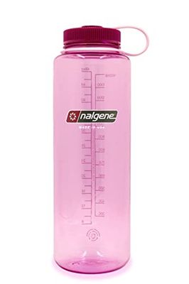 Nalgene Sustain Tritan BPA-vrije waterfles gemaakt van materiaal afgeleid van 50% plastic afval, 50 oz, brede mond, Cosmo
