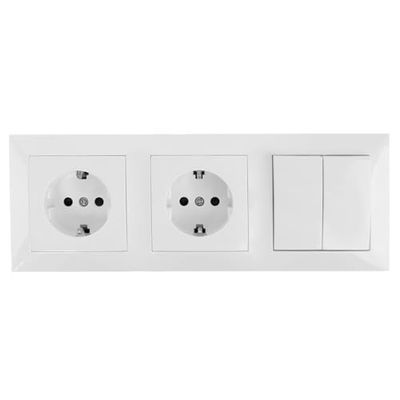 L'interruttore combinato offre una soluzione pratica e compatta per controllare più dispositivi elettrici da un unico punto.