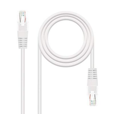 Kabel sieciowy kategorii 6, UTP, AWG24, biały, długość 30 cm, zapewnia stabilne połączenie sieciowe, idealny do organizacji i zarządzania kablami w ciasnych przestrzeniach.