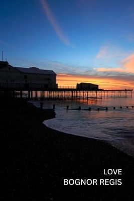 Love Bognor Regis Notebook: 100 Lined Pages | Sussex England Travel