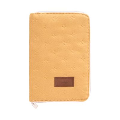 Cambrass -Baby dokumenthållare – mapp för förvaring av baby dokument – Skal för sanitetsprimer – födelse bok med fickor- Soft Winter Ocre 3x19x27 cm