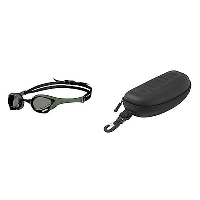 ARENA Cobra Ultra Swipe, Mascherina Unisex-Adulto, Fumo-Esercito-Nero, Taglia Unica & Astuccio per Occhialini da Nuoto, Custodia Occhialini, Astuccio Rigido, Goggle Case, Colore Nero