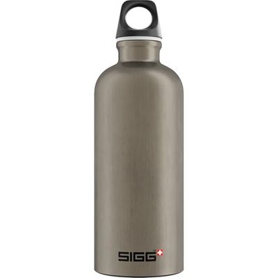 Sigg - Garrafa de alumínio - Traveller - Certificação climática neutra - adequada para bebidas carbonatadas - à prova de fugas - leve como uma pena - sem BPA - 0,6 L / 1 L / 1,5 L