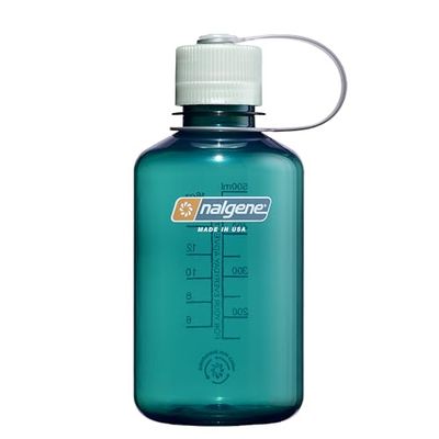 Nalgene Sustain Tritan BPA-vrije waterfles gemaakt van materiaal afgeleid van 50% plastic afval, 16 oz, smalle mond, forel