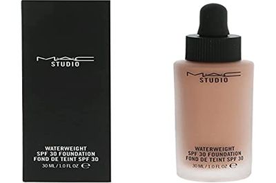 MAC STUDIO WATERWEIGHT SPF 30 /PA++ FOUNDATION