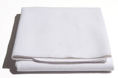 Alèse de lit imperméable et respirante en coton de la marque Motherhood – 120 x 65 cm avec élastiques de fixation