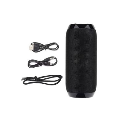 Haut-parleur Bluetooth CHARGE3+ avec résistance IPX7, offre jusqu'à 20 heures de lecture continue. Idéal pour emporter partout et profiter de votre musique préférée.