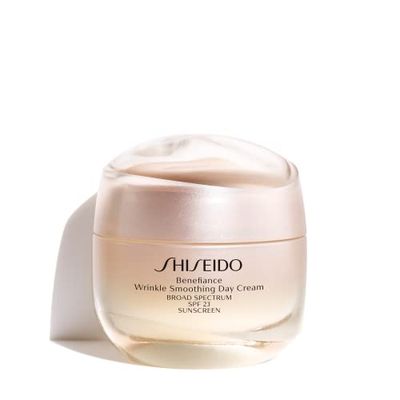 Shiseido Benefiance Wrinkle Smoothing Day Cream SPF25