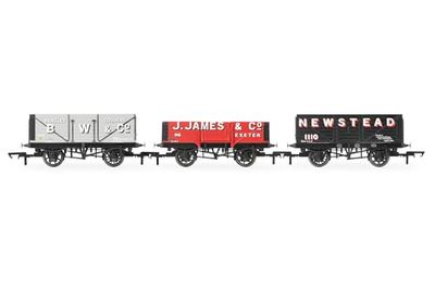 Hornby R60103 Wagon Pack, Railway-Rolling Stock Wagons Triple, B.W, J. James & Co. & Newstead Colliery-Era 3 Confezioni di Carri ferroviari con Materiale rotabile, Multipli, Colore