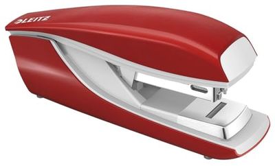 Leitz Agrafeuse de Bureau Flat Clinch, Capacité 30 Feuilles, Rouge, Boîtier Métallique Ergonomique, Agrafes Incluses, Gamme NeXXt, 55050025