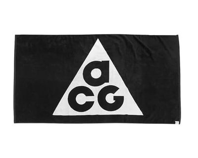 Nike Towel ACG handdoek in de kleur Black/Summit White, 100% katoen, afmeting ca. 80x146 cm, N.100.8820.012.OS