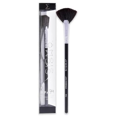 Sigma Beauty Pinceau éventail stroboscopique – Pinceau de maquillage doux et dense pour effet stroboscopique – Pinceau de maquillage en éventail – Végétalien, hypoallergénique – Pinceau de maquillage