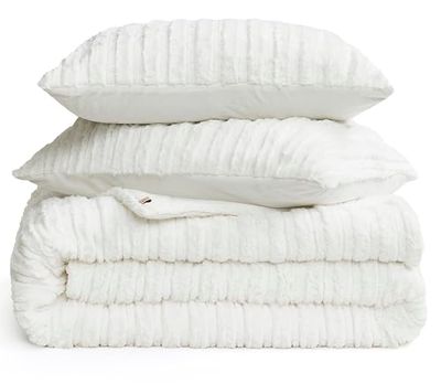 UGG 13079 Kenzie Full-Queen Comforter Set Soft Luxurious Hotel Style Comfortable Bedroom Blanket Comforter Set and Two Pillow Shams, Full/Queen, Snow