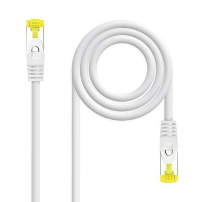 Cat.6A S/FTP LSZH AWG26 30 cm vit nätverkskabel idealisk för höghastighetsanslutningar och datanätverk i trånga utrymmen.