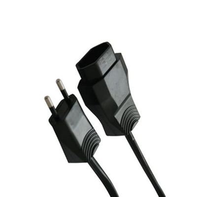 Prolunga elettrica 5 m 2 x 1 mm 10 A nero, ideale per estendere connessioni esterne ed interne e facilitare l'utilizzo di dispositivi elettrici.
