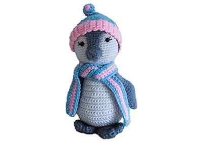 Pupazzo amigurumi pinguina con sciarpa e cappellino in lana acrilica - AA070