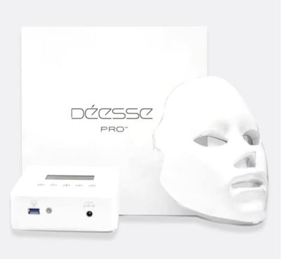 Déesse PRO LED Light Therapy Face Mask, White, 1700 gram. 4 Wavelengths for Anti-Ageing, Brightening, Purifying and Healing benefits. As used in skin clinics.