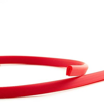 Eutras protection de bord KSO4004 - Bande de protection pour les bords avec 0,4-1,5 mm, noir, 3 m, rouge, 2390