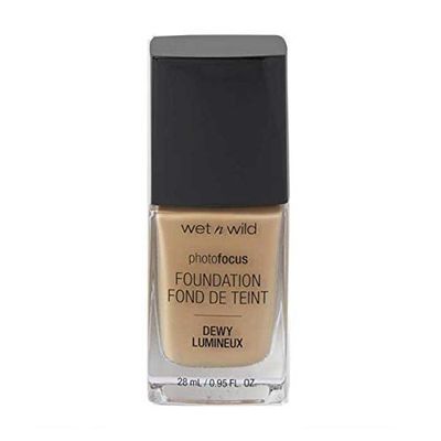 Wet n Wild, Photo Focus Foundation Dewy, Weightless Foundation with Nourishing and Long-wearing Formula, Buildable Coverage, Ideal for Normal to Dry Skin Type, Vegan, Golden Beige