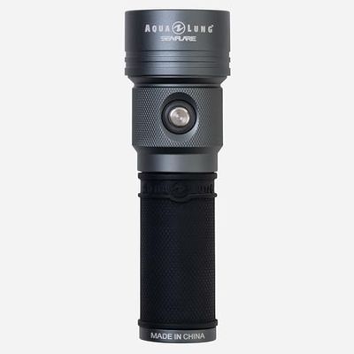 AQUALUNG Seaflare Pack - Led duiklamp met 1800 lumen, inclusief fosforescerende deflectoren, 3 intensiteitsniveaus voor optimaal zicht, ergonomisch ontwerp voor dag- of nachtduiken.