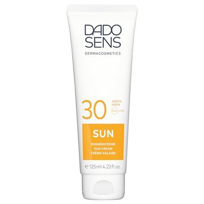 Absorbs quickly and does not stick - Dado Sens SUN Sun Cream SPF 30