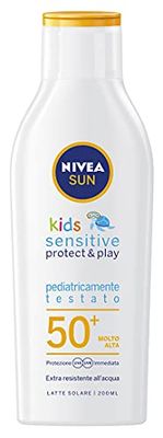 NIVEA SUN - Leche solar para niños Sensitive Protect & Play FP 50+, 200 ml, crema solar para niños y bebés a partir de 6 meses, crema solar 50+ resistente al agua