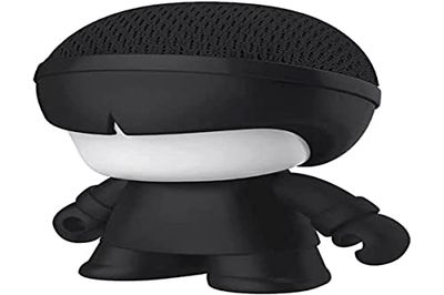 Xoopar – Mini ansluten bärbar Bluetooth-högtalare designad med miljövänliga material Xboy mini svart. Mini LED-upplyst bärbar högtalare – kraftfullt 360° ljud