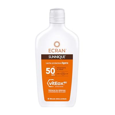 Ecran Sunnique Solskyddsmjölk FPS 50, UVB + UVA och IR-A, Stärker försvaret, Skyddar huden, Fuktgivande 24 h, Formel med VitEox 80, för hela familjen - 370 ml