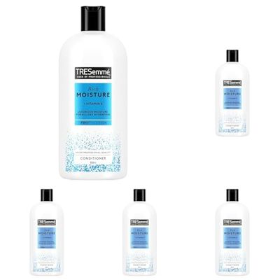 TRESemmé Moisture Rich Conditioner with vitamin E for dry, damaged hair 900 ml (Pack of 5)