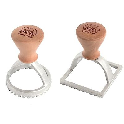 Marcato Kit de Moldes para Raviolis y Galletas, Formas para Raviolis, Cortadores de Galletas,Molde Redondo de 58 mm + Molde Cuadrado de 58 mm. Modelo: Raviolè