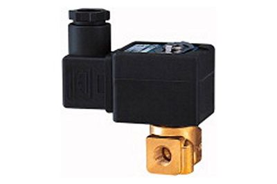 Válvula magnética de 2/2 vías, latón, NC, directamente, 24 V CC, temperatura media de -15 °C a 120 °C, FKM, G 1/8, PN 0-5 bar.