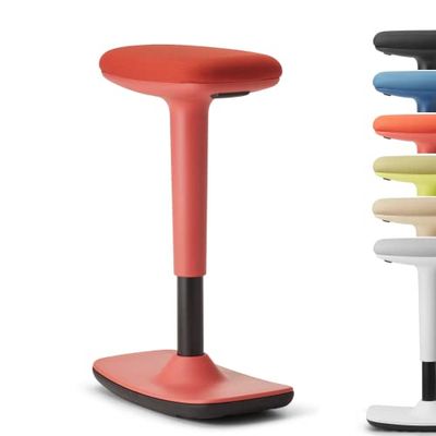 Trendoffice to-swift Staande stoel, bureaukruk, kruk met kantelfunctie, antislip, ergonomisch en in hoogte verstelbaar (50-75 cm) voor gezond en actief zitten, by Dauphin (koraalrood)