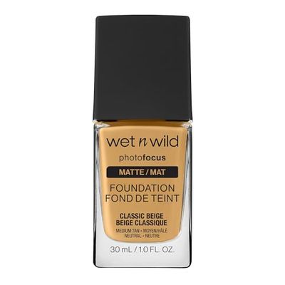 Wet n Wild - Photo Focus Foundation MATTE - Base com fórmula avançada - pele e maquilhagem impecáveis para a câmara e sem brilhos brancos, fórmula matadora - vegan, bege clássico, 1 unidade