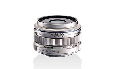 Olympus Alvo M.Zuiko Digital 17 mm F1,8, comprimento focal fixo rápido, adequado para todas as câmaras MFT (modelos Olympus OM-D & Pen, série G da Panasonic), prata