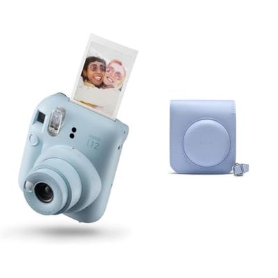 Instax Mini 12 Cámara instantánea, con autoexposición y Lente selfi incluida, Pastel Blue & Funda para Cámara Mini 12, Color Pastel Blue, Medida Única