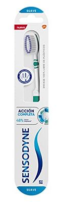 Sensodyne Acción Completa, Cepillo de dientes, Para Limpieza Eficaz y Suave Sin Presión de los Dientes Sensibles