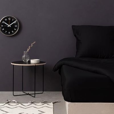 Sábana Bajera Ajustable de satén Negro de Lujo, 100% algodón, 100 x 200 + 30 cm, 210 Hilos, 125 g/m², Lavable a máquina a 30 °C, Suave y Duradera