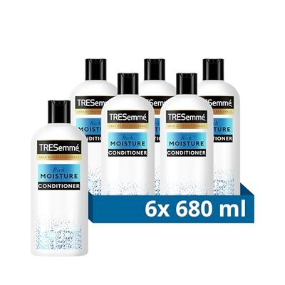 TRESemme Rich Moisture Conditioner luxurious moisture for all-day hydration for dry, damaged hair 6x 680 ml