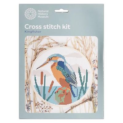 NHM Natural History Museum Cross Stitch Kit, Kingfisher Design, 14 cm Embroidery Kits for Adults, Cross Stitch Kits for Adults Beginners, Gift Idea, with Embroidery Patterns, Embroidery Set