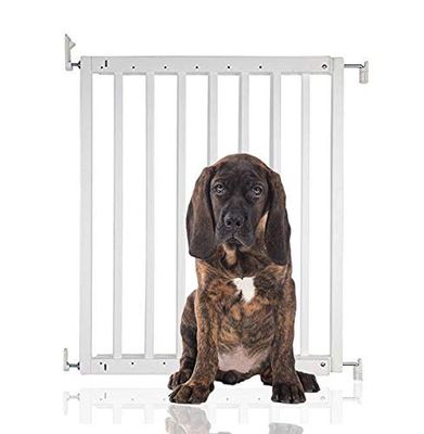 Bettacare Chunky Wooden Screw Fit Dog Gate, 63.5cm - 105.5cm, White, Wooden Dog Gate Gate, Screw Fit Pet Stair Gate, Puppy Gate, Stylish and Practical Safety Barrier