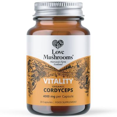 Love Mushrooms - Organic Cordyceps Capsules - 15,000mg - Cordyceps Mushroom Supplement for Endurance and Energy Boost - Vegan and Made in The UK - Natural Colours and Flavours - 30 Capsules
