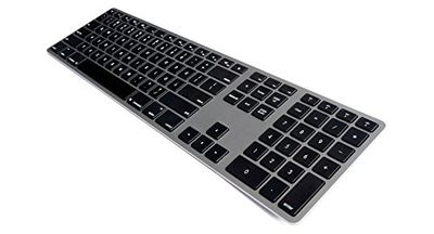 Matias FK418BTLB-DE Aluminium Draadloos toetsenbord met achtergrondverlichting, USB Keyboard Bluetooth 4.0 voor Apple Mac OS QWERTZ Duits met platte toetsen en extra cijferblok, Space-Grey