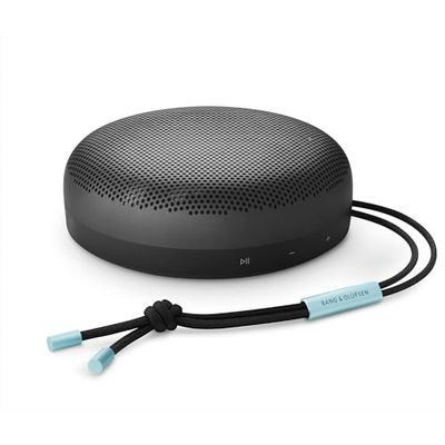 Bang & Olufsen Beosound A1 (2a Generazione) - Speaker Bluetooth Portatile Premium Impermeabile IP67, Suono a 360 Gradi, Assistente Vocale Alexa, Vivavoce, Batteria di 18 Ore - Antracite Ossigeno