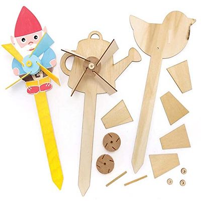 Baker Ross FE516 Kits de moulin à vent en bois dans le jardin - Paquet de 4, pour les projets d'arts et d'artisanat pour enfants, artisanat en bois pour les enfants à décorer