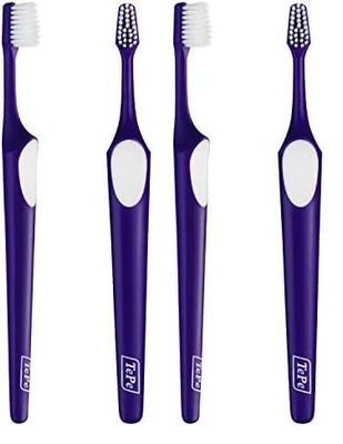 TePe Cepillo de dientes Supreme Compacto – Forma cónica de cepillo de dientes con cerdas cortas y largas para una limpieza óptima y suave hasta los espacios interdentales, color aleatorio, 1 x 1