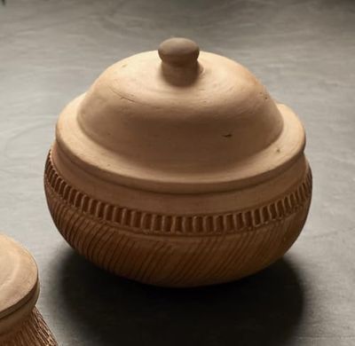 CAJITA TERRACOTA NATURAL CENEFAS C/TAPA 16D CMS 16dx13 cms