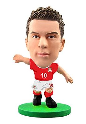 SoccerStarz SOC1043 Oficjalnie licencjonowana figurka drużyny narodowej Walii Aarona Ramsey w zestawie domowym