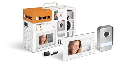 Bticino 310913 EASYKIT WIFI VIDEOCITOFONO MONOFAMILIARE Plug-In 2 Fili con 1 Pulsantiera Esterna, Campanello, Telecamera, 1 Monitor Interno 7 pollici a Colori con Vivavoce, Espandibile per Bifamiliare