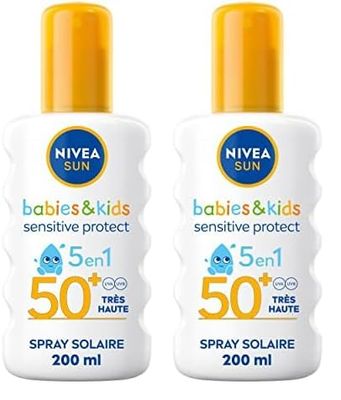NIVEA SUN Kids Spray solaire Protect & Play Sensitive FPS 50+ (1x200 ml), protection anti UV sans parfum & ultra résistante à l’eau, écran solaire enrichi en aloe vera (Lot de 2)