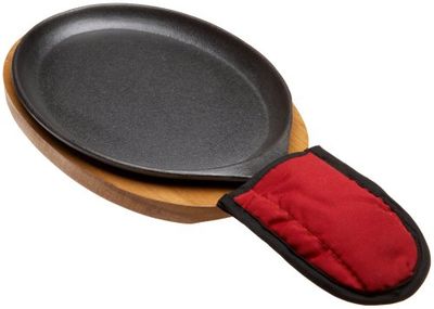 Old Mountain Fajita Cast Iron Plate Set with Wooden Tray and Hot Glove
